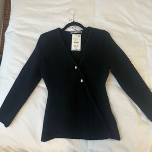 Women’s Zara black sweater, size small, NWT